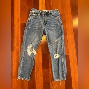ABERCROMBIE AND FITCH MOM JEANS